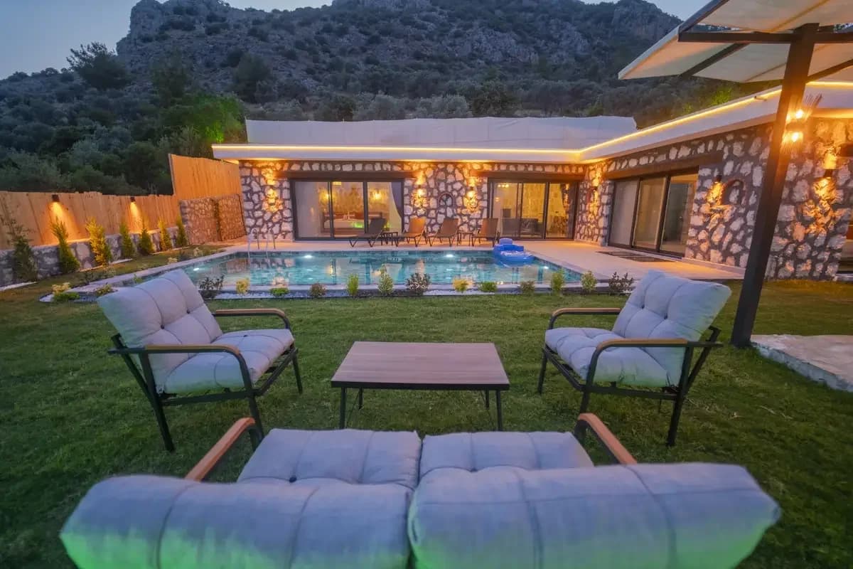 Villa Rose 12