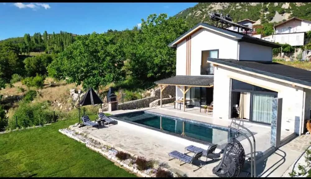 Villa Serene 11