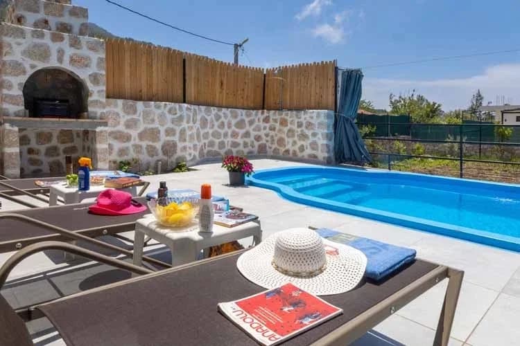 Villa Petek 2 2