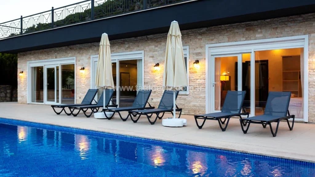 Villa Health 2