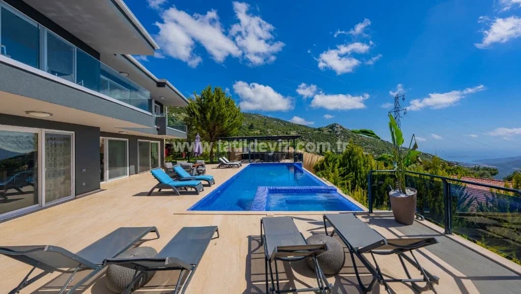Villa Velaris 3