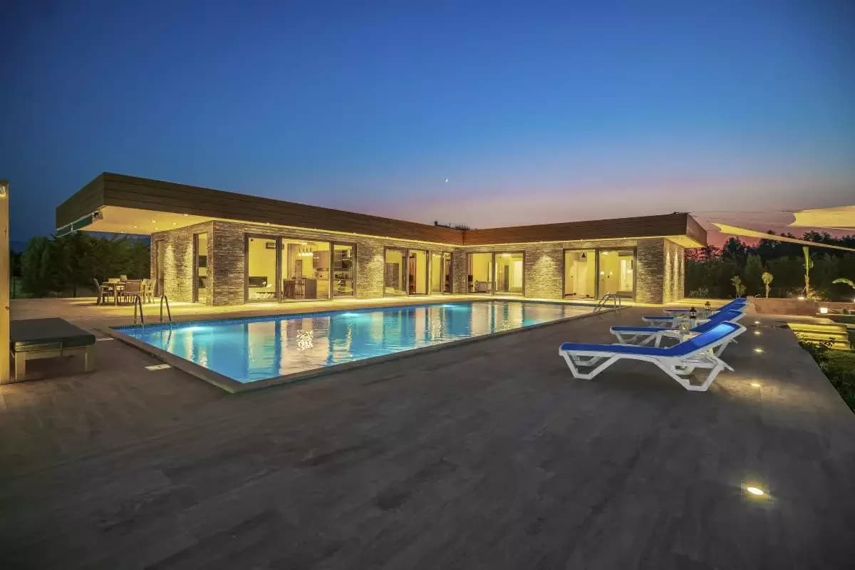 Villa Nisa 2